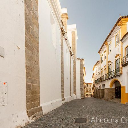 Apartamento Almoura Giraldo Centro Histórico Évora Exterior foto